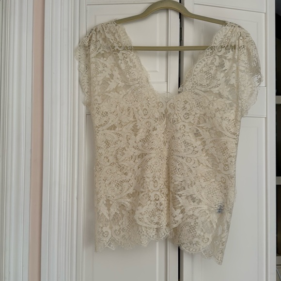 Ivory lace top, never worn, v-neck ruched cap sleeves, size cut out, fits as M - Picture 1 of 10